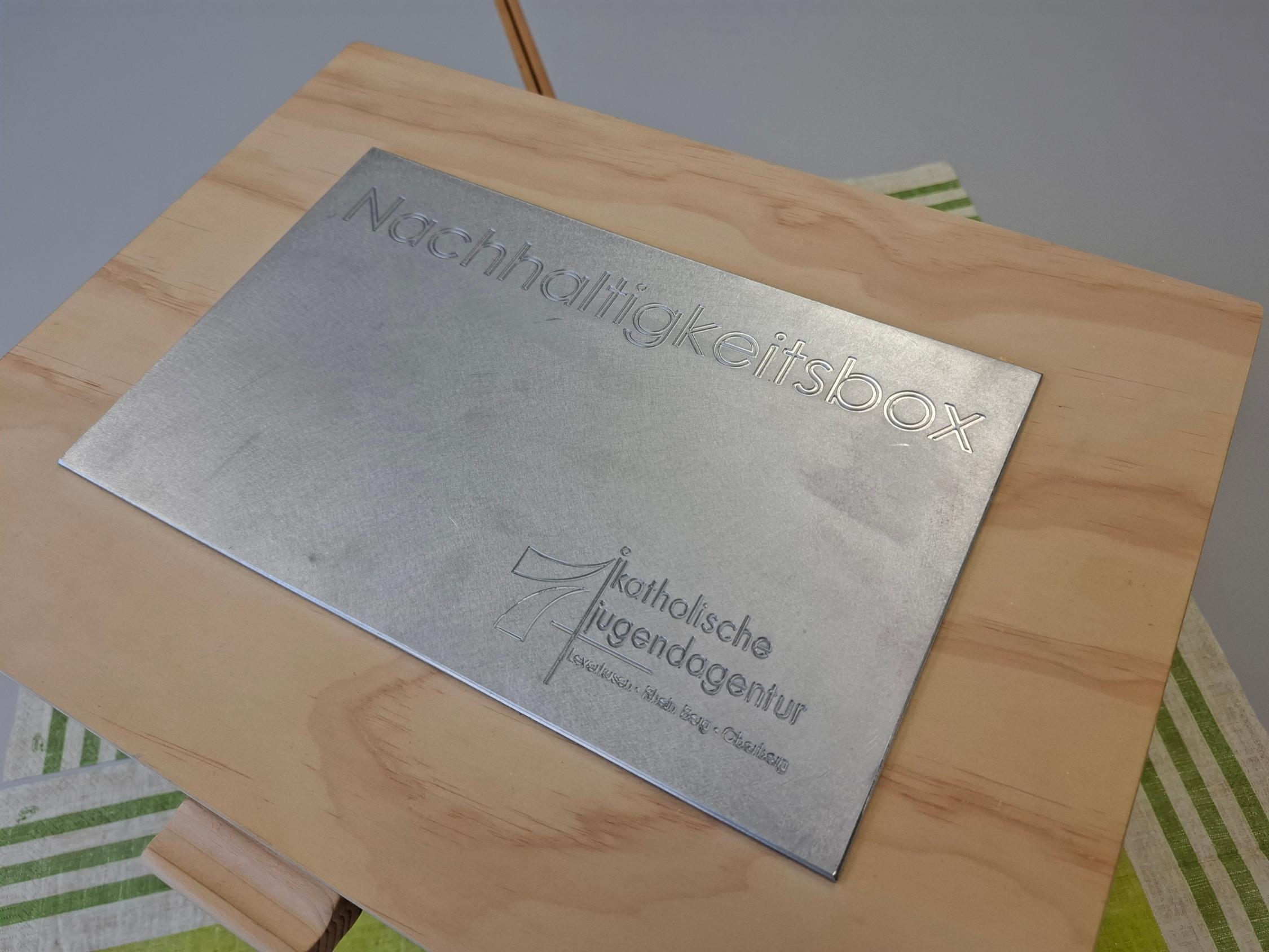 Nachhaltigkeitsbox Deckel