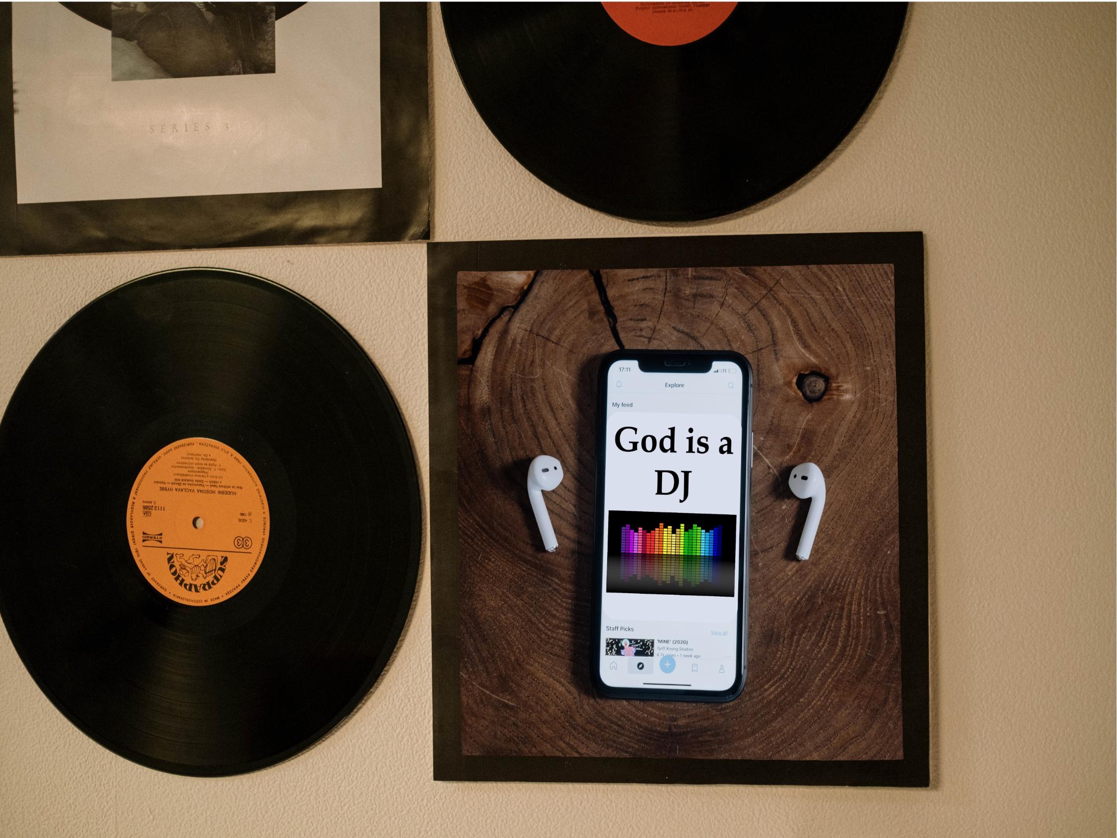 God is a DJ Titelbild